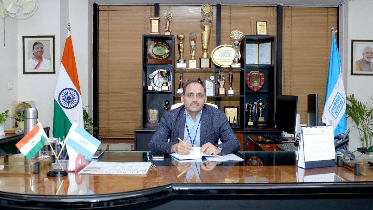 psuconnect's tweet photo. Shri Diwakar Kaushik Assumes Charge as Regional Executive Director (North) at NTPC 

https://t.co/iO8LtwWfdn 

#ShriDiwakarKaushik #NTPCLeadership #RegionalExecutiveDirector #PowerSectorUpdates #NewDelhiAppointments #NTPC @ntpclimited  @SAILsteel @nspcl_ https://t.co/URiAJeP8xF