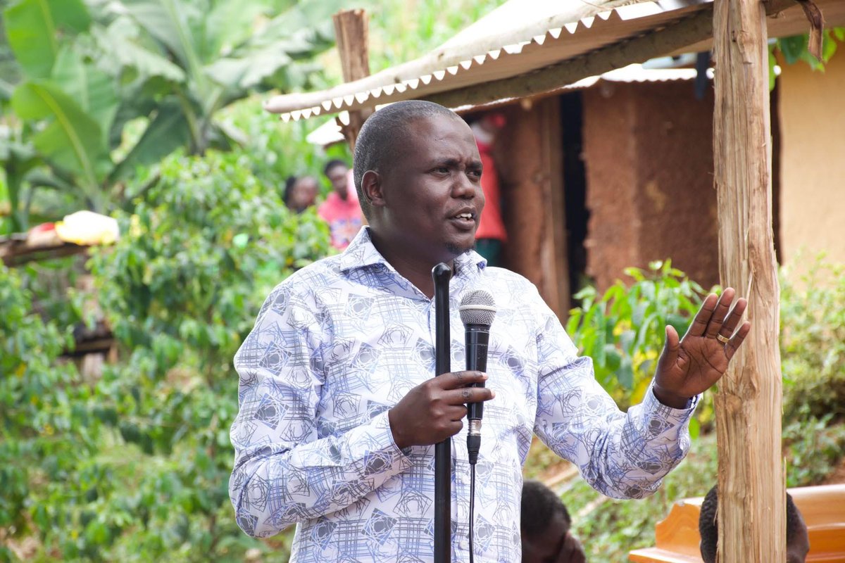 NaamanRop's tweet photo. Visited with Karap Chumo family to condole with them, Harrambee is scheduled for today. Aaaaaiyo Konyon!

Koyabei, Soin Ward.

#MunguMbele https://t.co/0dETYy9YxH