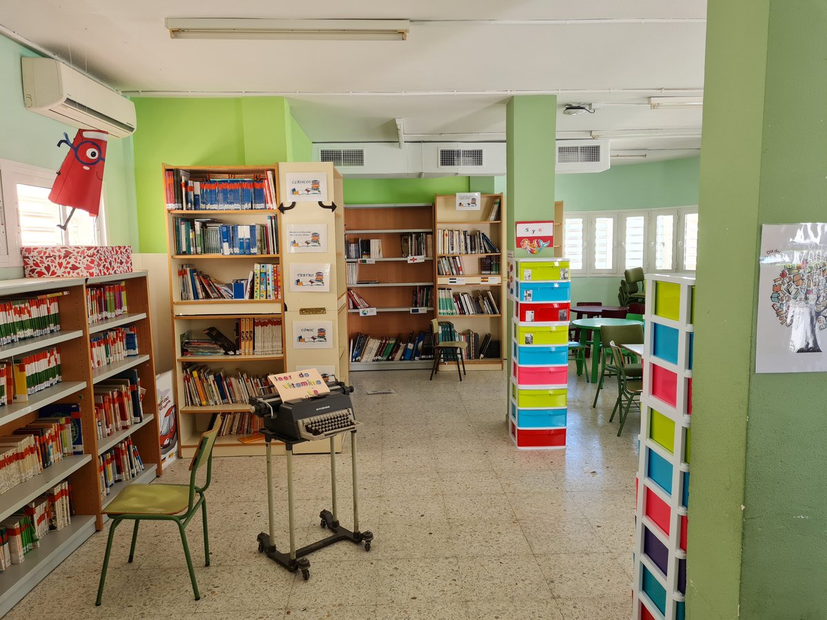 AustralAir_'s tweet photo. 🏫 CASO DE ÉXITO | Climatizamos el Centro Educativo Nuestra Señora de Gador en Almería. ¿El objetivo? Vencer el calor y crear un ambiente de estudio perfecto con climatización evaporativa #Breezair. https://t.co/tPcnhsM2WP