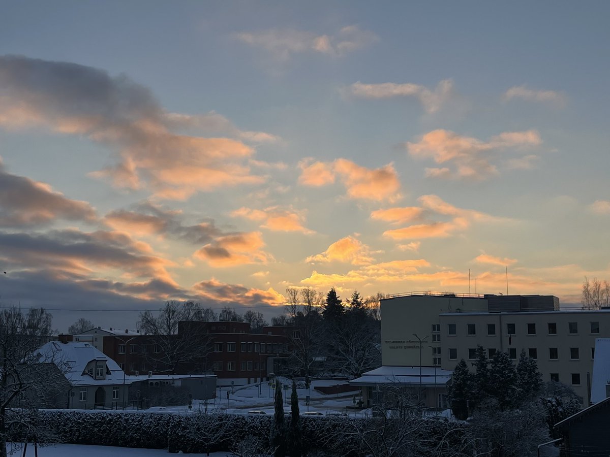Pie mums Valmierā skaists rīts. Labrīt!😊