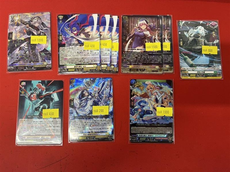 ⭐️＃ヴァンガード キズあり特価⭐️ ディヴァインシスターびすこって