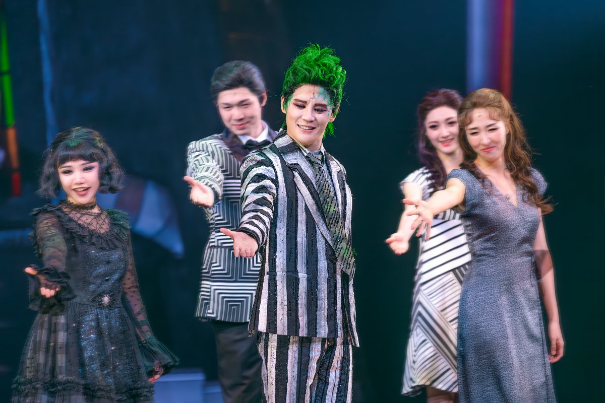 1215_hyun's tweet image. 260106 뮤지컬 비틀쥬스 커튼콜데이

#김준수 #시아준수 #XIA #비틀쥰스 

업로드 완료 👻xia-hyun.tistory.com/532