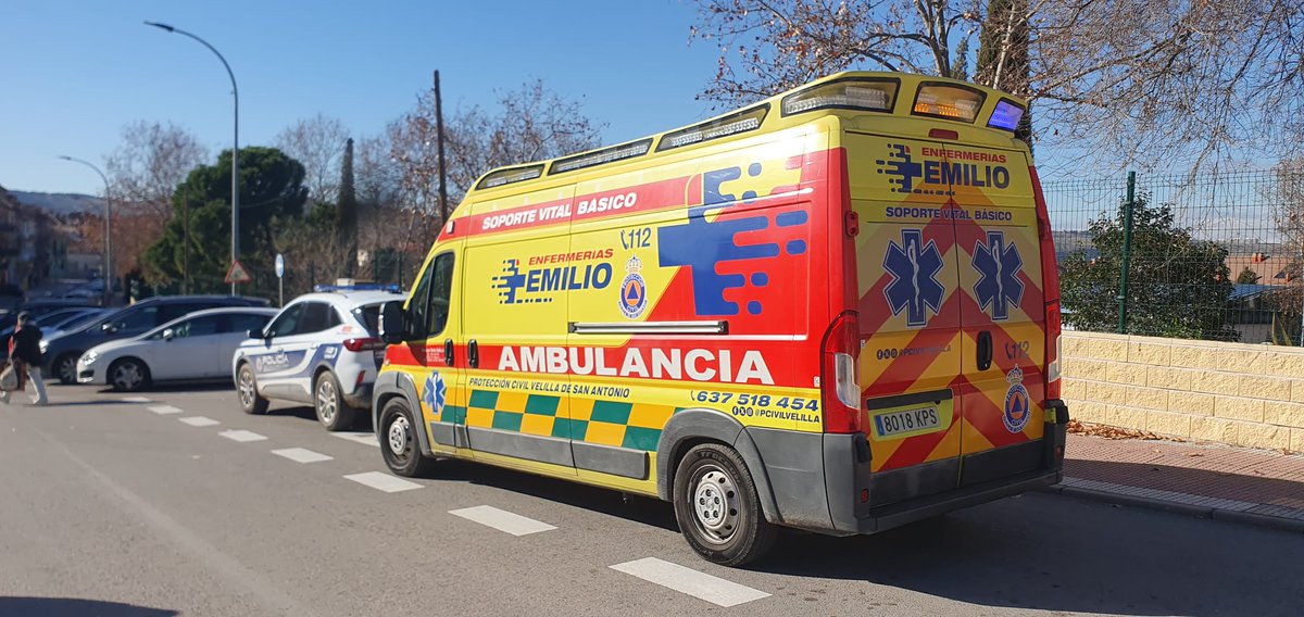 Nos activa <a href="/PoliciaVelilla/">Policía Local</a> por hombre de 78 años en #ViaPublica
Rechaza finalmente traslado a Centro Hospitalario.