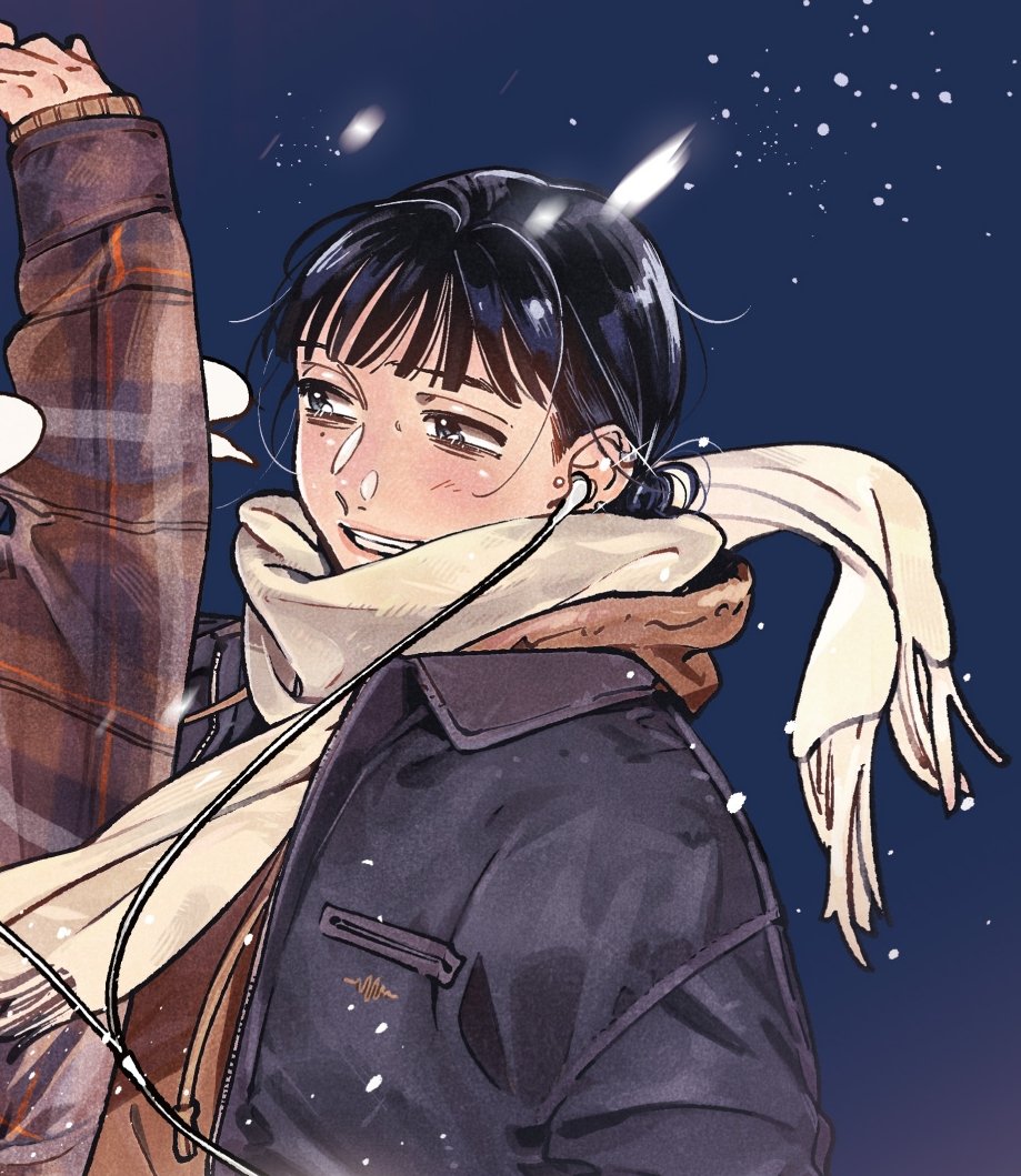 bluemitsuaya's tweet image. wired earphones over anything else fr