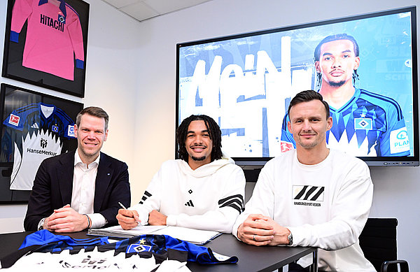 Rautenball's tweet image. Der HSV hat einen neuen Mittelstürmer! 

Mit Damion Downs holte der HSV den Spieler, den man sich vorstellte: Groß, dynamisch, gut im Strafraum. 

Trotzdem gibt es Zweifel bezüglich Qualität und Eignung. 

@jahesch0 hat sich den Neuzugang genauer angeschaut. 

LINK👇