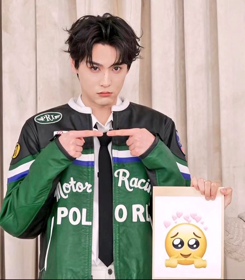 I TOLD YALL THIS BIG BABI IS JUST A BABYGIRL

XUNING PROTECTED GLOW
#LancasterXuningLive