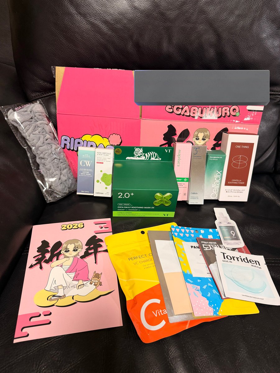 そういえばエガちゃん福袋、元日に届いてました！ 基本的にアイドルだ