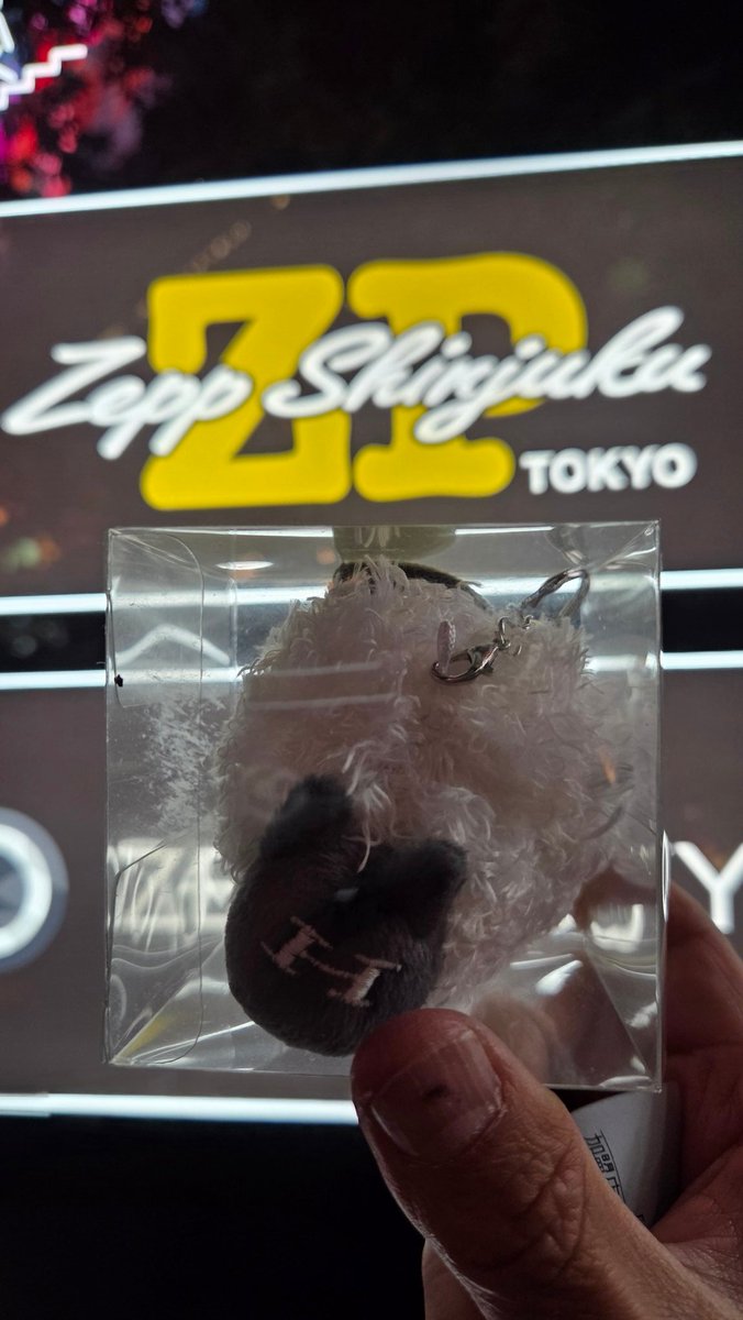 Natusemi's tweet image. 羊文学　FCライブ　ZeppShinjyuku
推し活って楽しいね
ありがとう