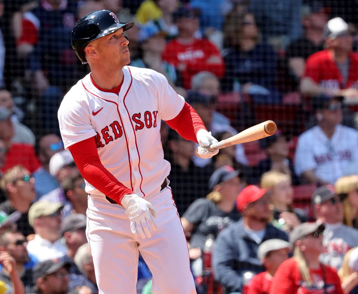 tylermilliken_'s tweet image. The Boston Red Sox have made what they feel is a competitive offer to Alex Bregman, per @jcmccaffrey.

The same source, who’s familiar with the Bregman negotiations, confirmed Olney’s report that the offer was “aggressive.”