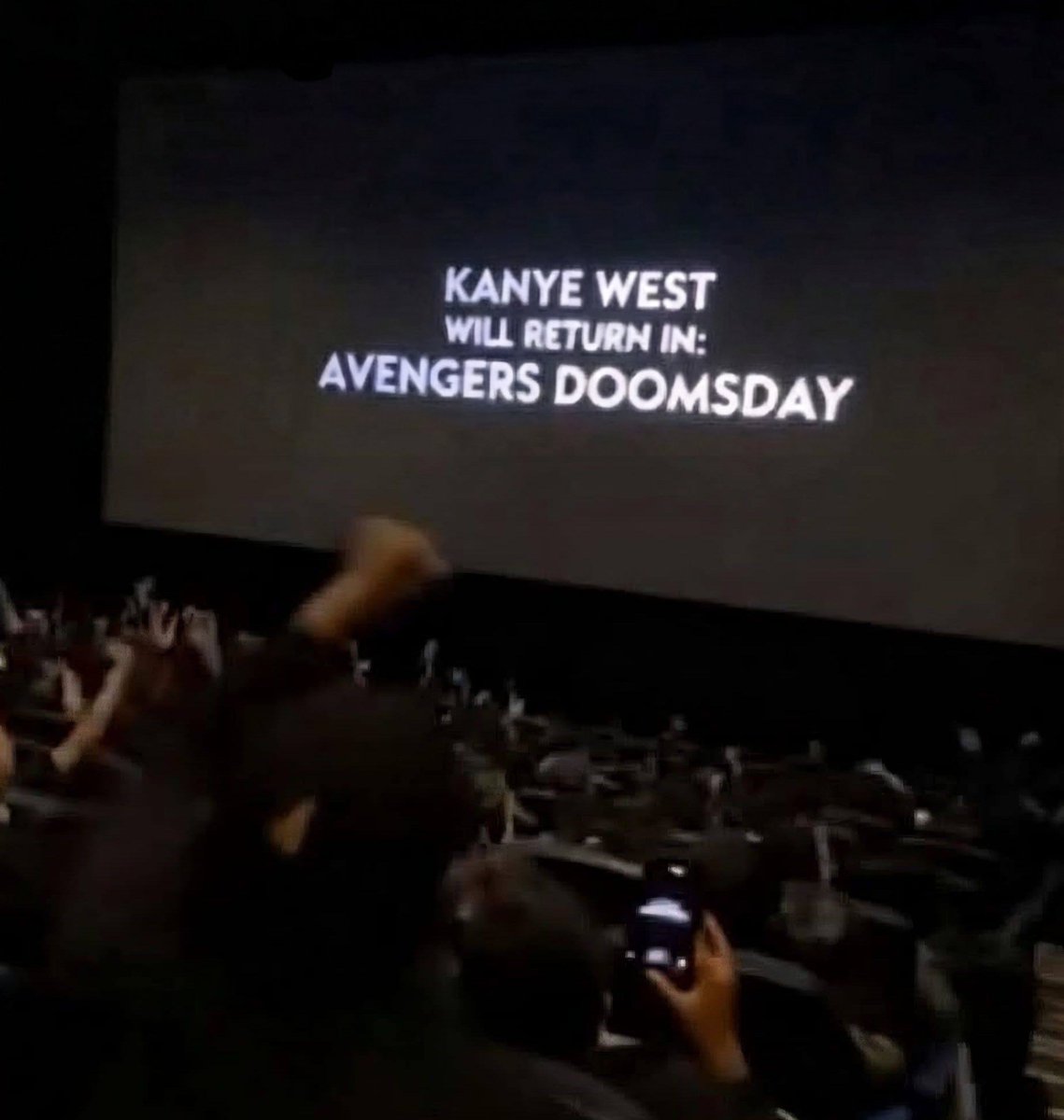 yeunrlsd's tweet image. 👀👀