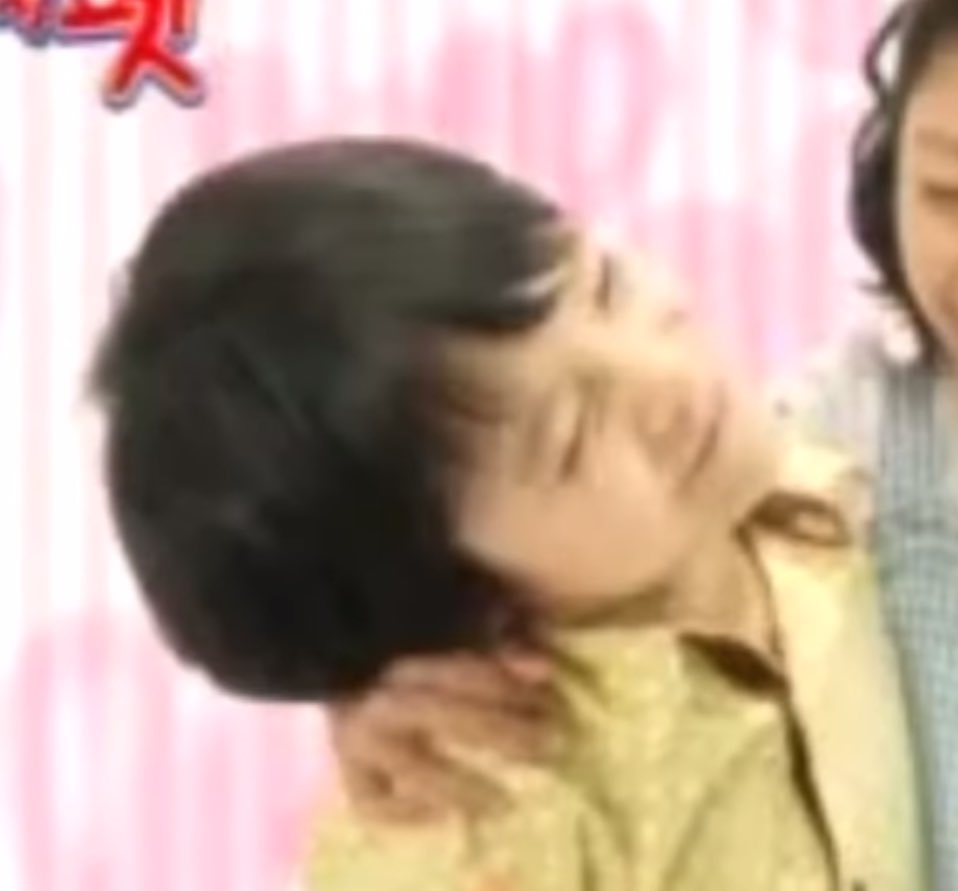 423cm's tweet image. 디지펫 제노 보고싶은 사람