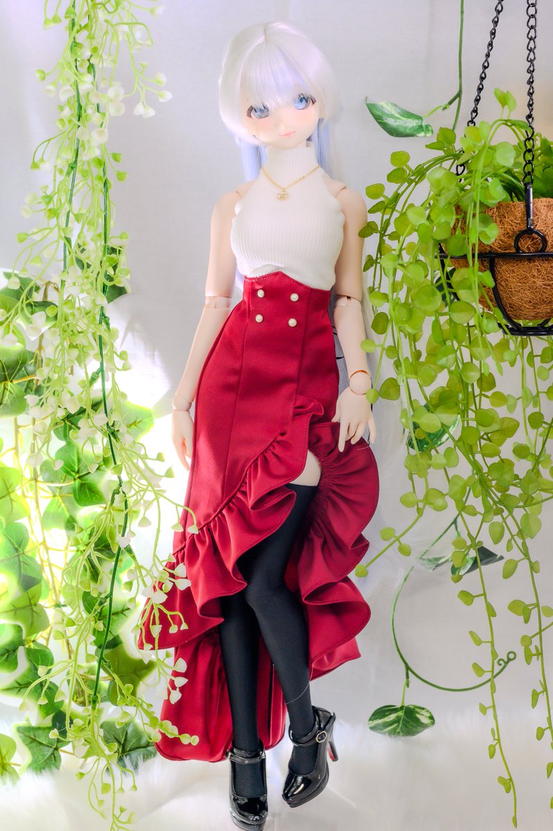 琴音「今日も1日お疲れ様でした。ご褒美を上げますので、後2日頑張ってくださいね。」
#うちのこかわいい #やみの娘 #お姉さんドール普及活動