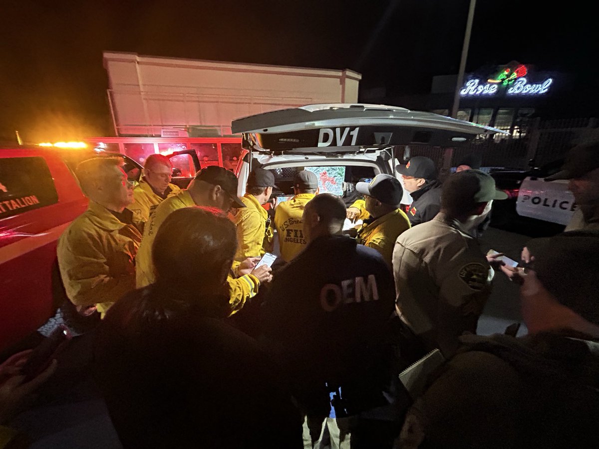 Robert Garcia tweet media