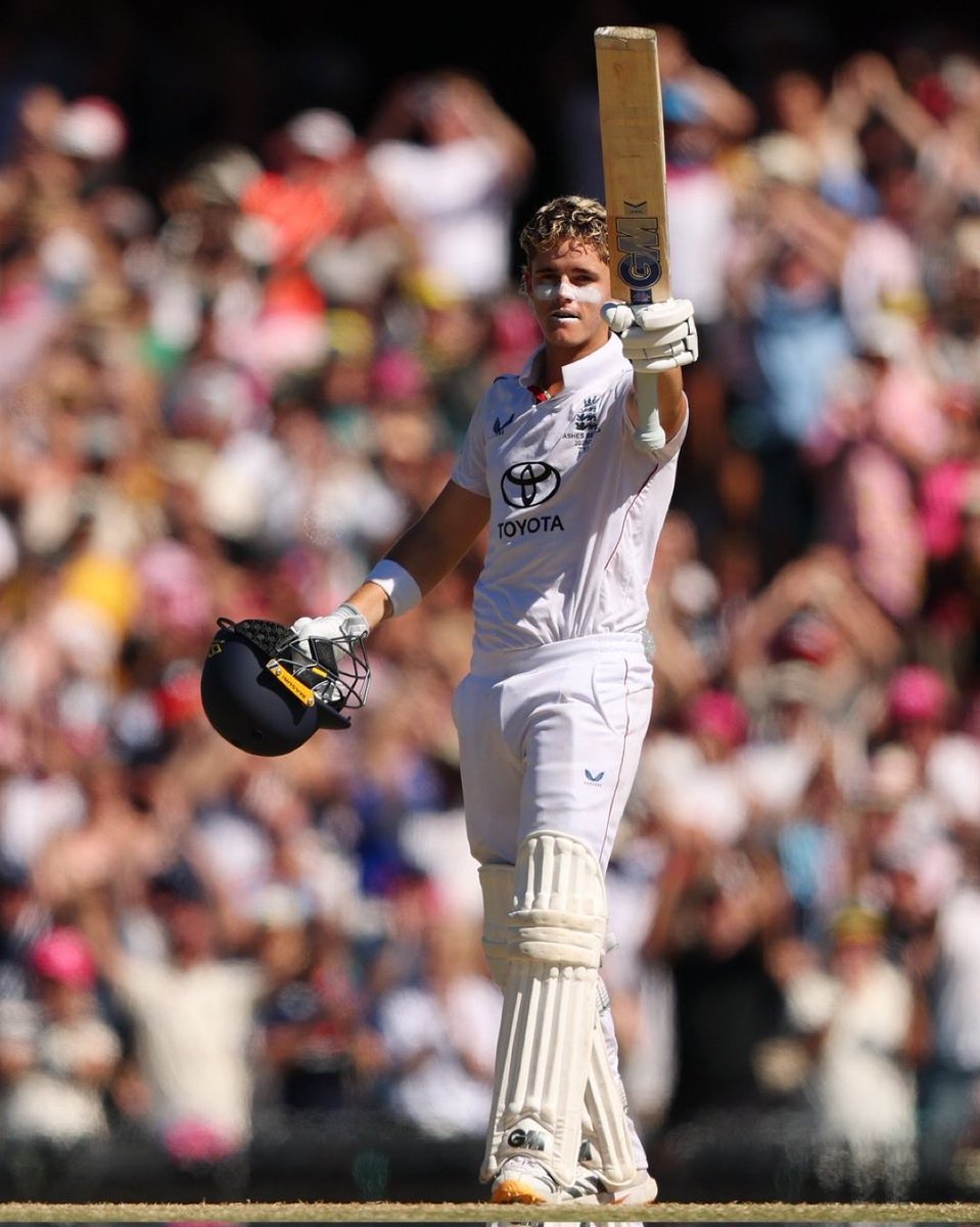 Piers Morgan tweet media