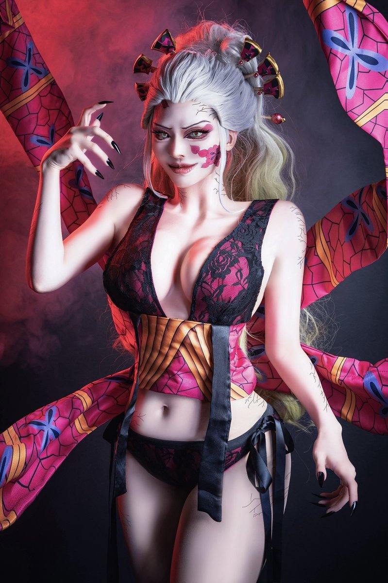 ※cosplay / 鬼滅の刃
堕姫

p*(<a href="/kur_o_lantern/">くろごませんせー</a> )様