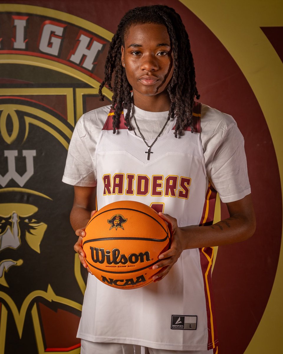 Coach Vanessa Starks tweet media