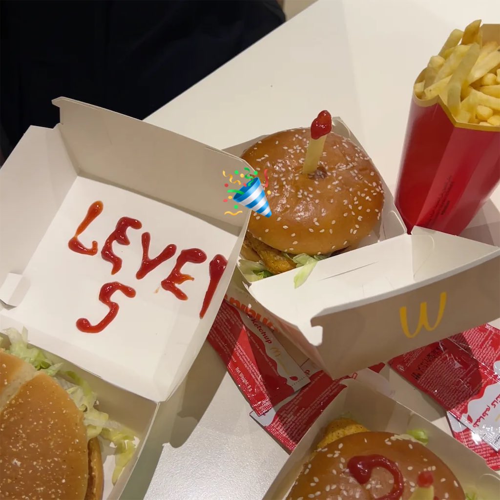 «يا شروق قلبي لا أشرقت شمس الإجازة» 🌤️