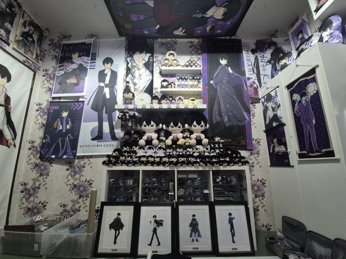 EnreiNobara's tweet image. อัพเดทกู้ดปี2025
จริงๆเราเป็นคนชอบการจัดบ้านให้เป็นระเบียบมากนะ แต่กำลังกลุ้มใจกับของที่ออกมาเยอะขึ้น ใจมันก็รักเลิกสะสมไม่ได้แต่ห้องก็แทบไม่มีที่แล้ว ทำได้แต่เพลาๆอาร์ตที่ไม่ชอบลง ใครมีไอเดียการเก็บของมาแชร์กันได้นะคะ เพราะคงยังไม่ทุบขยายห้องเร็วๆนี้กลัวฝุ่นลงของค่ะ