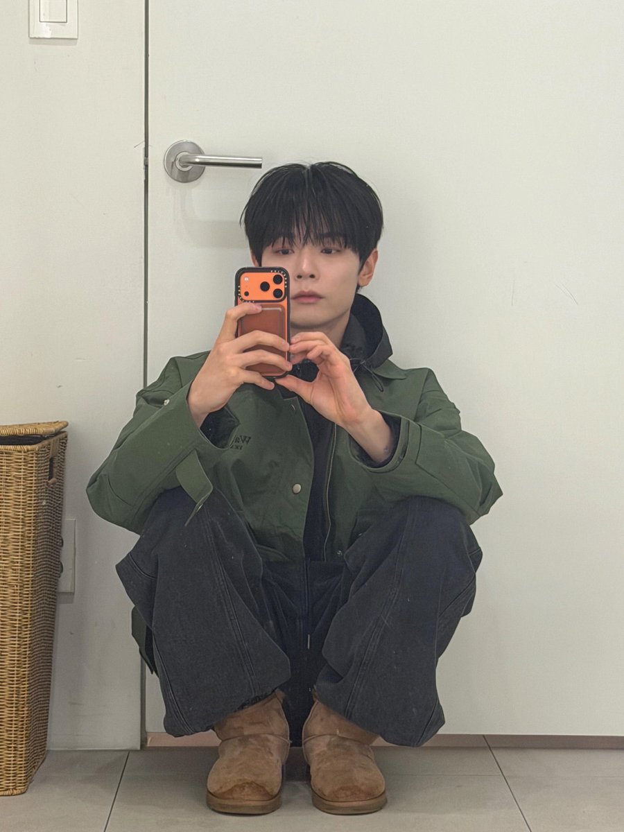 화 (@hx_xx_) on Twitter photo 