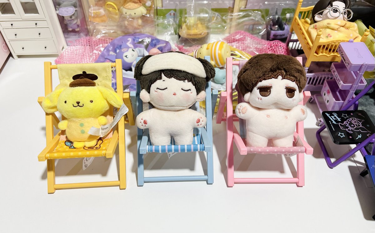 🌊เซ็ทไปเที่ยวทะเล~~
🏖️เก้าอี้ชายหาดอันละ 130 บาท 
📮Ems 35 บาท
💌 Fใต้โพสต์หรือ Dm ได้เลยค่า 
#ชุดตุ๊กตา10cm #ชุดตุ๊กตา15cm #ชุดตุ๊กตา20cm #ตลาดนัดซานริโอ้