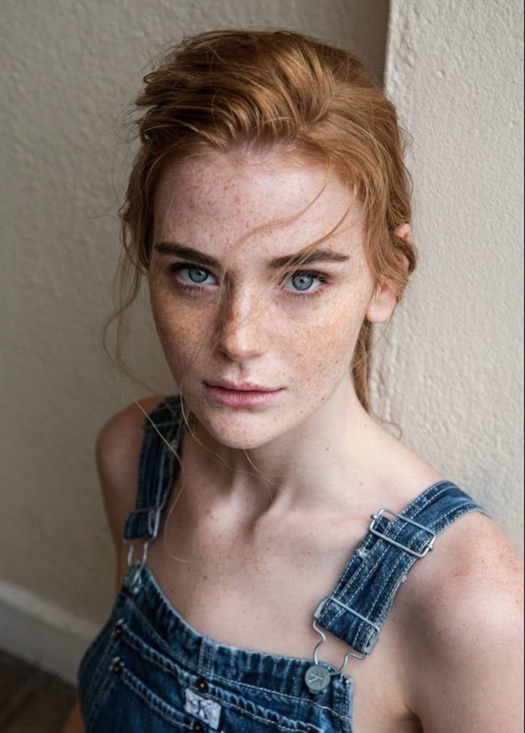 FrecklesMabel's tweet photo. #freckles #redheads #redhair https://t.co/T6J7eWdInA