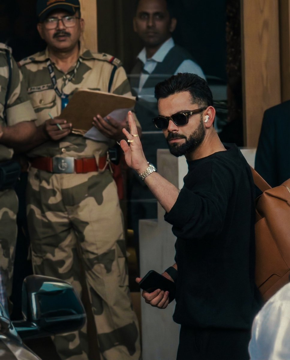 Cricket Picture that Goes Hard tweet media