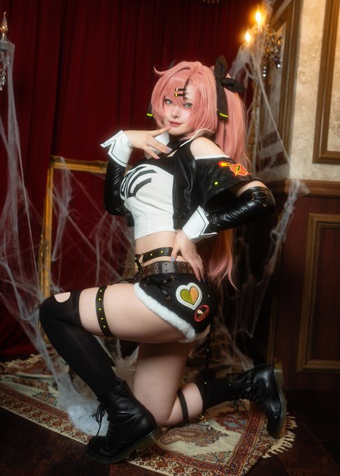 Twitterのコスプレ画像8