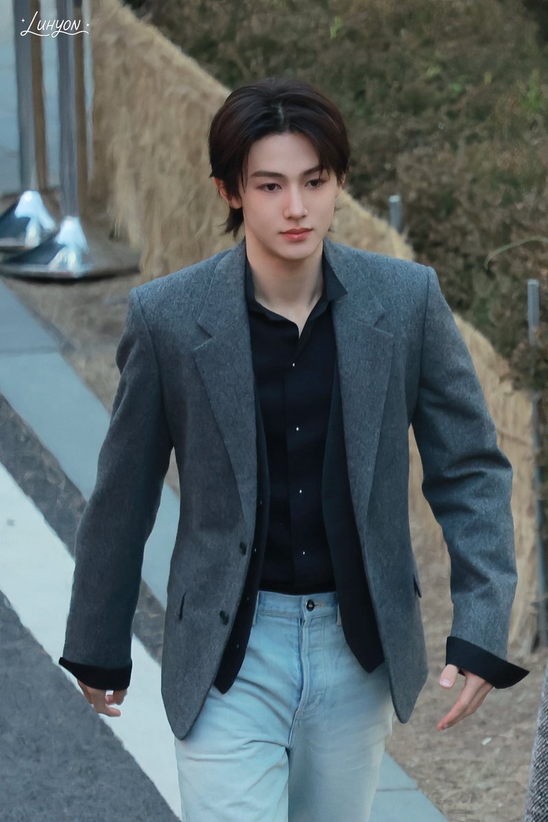 LUHYON_0113's tweet photo. 260107

#CORTIS #코르티스 
#SEONGHYEON #성현 https://t.co/uJajx0KsiI