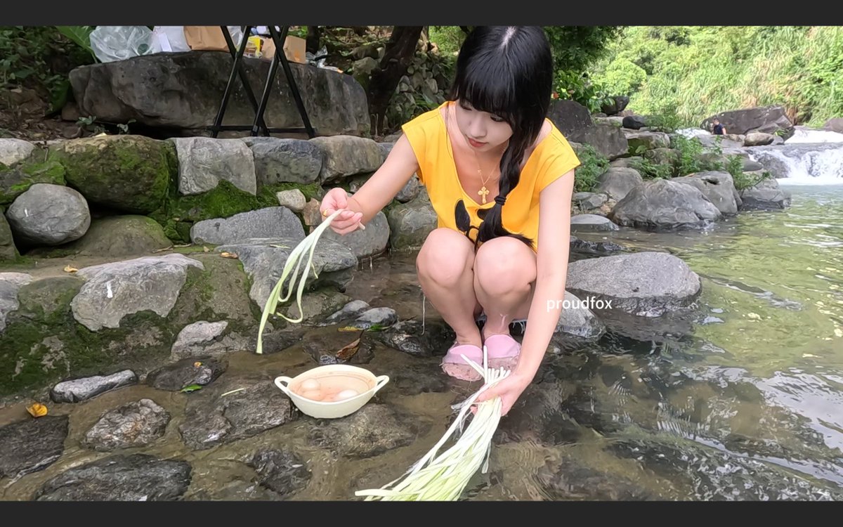 粥粥溪边做韭黄炒蛋的完整版本
https://t.co/J4p8xKliCb https://t.co/bDWisOhPFx