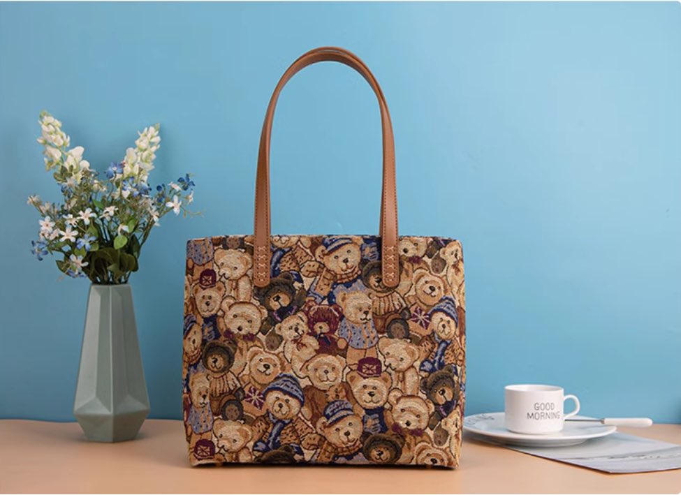 NATHAN298040's tweet photo. Carry this embroidered bag for spring outings, and the atmosphere is instantly perfect. #bag #sewing #diy #laddy #fashion 

https://t.co/WZD7SDPvUj https://t.co/ieQtA7Nb64