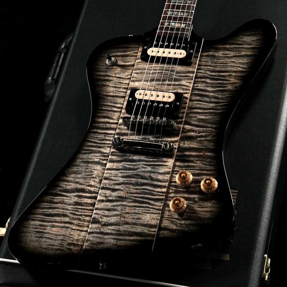 B'zのギタリスト #松本孝弘 シグネイチャーモデルとして発売された