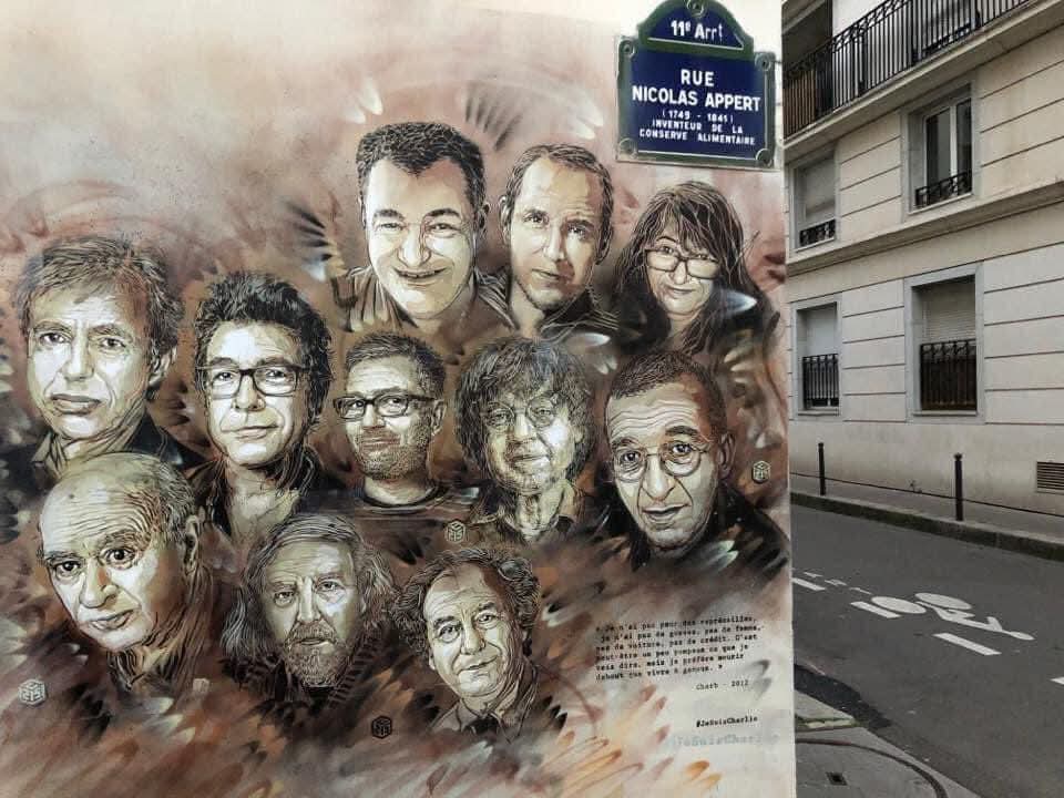 7 janvier 2015 : des terroristes islamistes ont voulu tuer la liberté d’expression avec des kalachnikovs. 11 ans après, les crayons dessinent toujours. Honorer leur mémoire, c’est enseigner aux jeunes que cette liberté se mérite et se défend chaque jour. #CharlieHebdo <a href="/DessinezCL/">DessinezCréezLiberté</a>