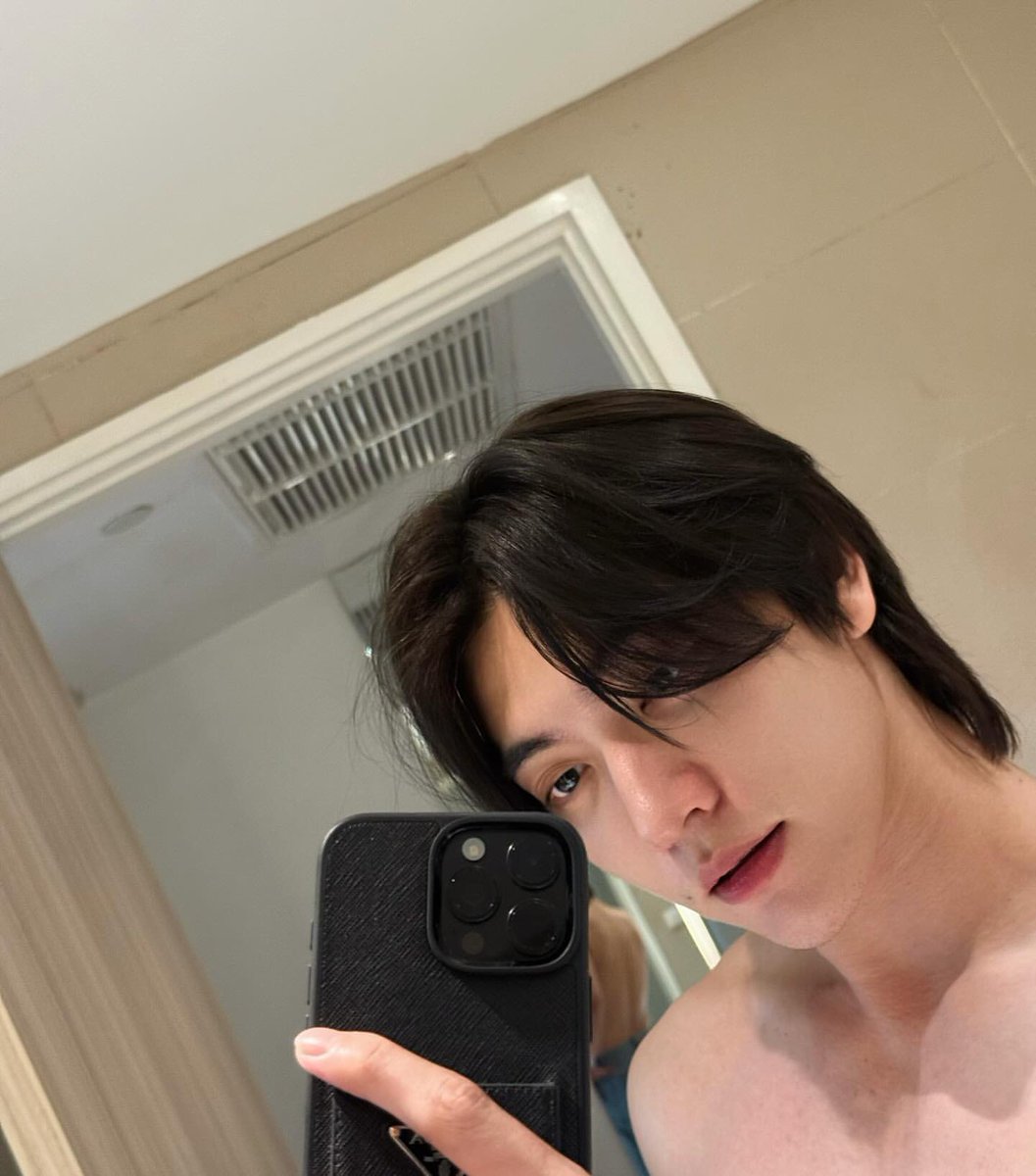 rinvrse's tweet image. ⠀ 
⠀         
something in me has been activated. #/tfc
⠀ 
⠀