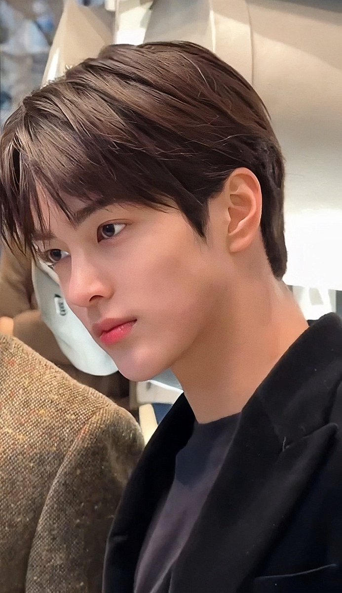 keonhoguide's tweet photo. Black suit, bold look, and pure elegance✨️
#KEONHO #건호 #코르티스 #CORTIS https://t.co/8BqOU3xjgU