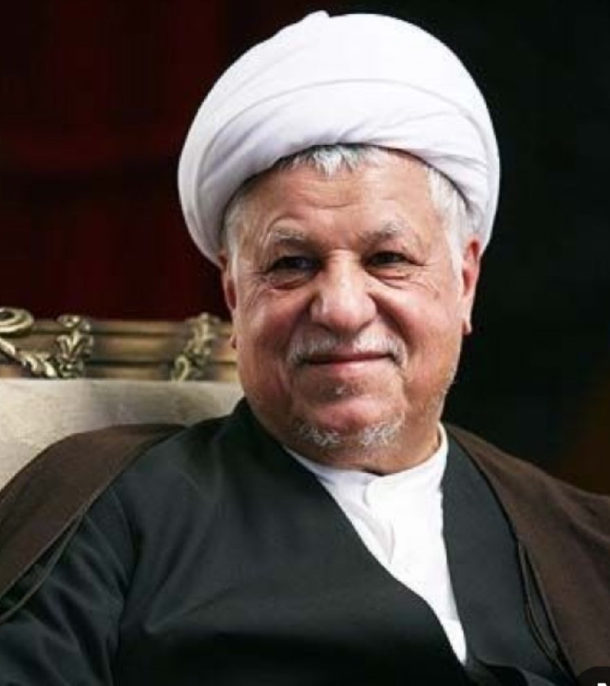 ghsoltani48's tweet photo. «مردان تاریخ ساز همیشه زنده اند» 19 دی سالروز رحلت آیت‌الله هاشمی رفسنجانی مرد بزرگ روزهای سخت و مرد عبور از بحران ؛ روزی فراموش نشدنی بخاطر از دست دادن این عالم جلیل القدر برای ملت ایران است یادش همیشه گرامی باد. https://t.co/aAabKCgayX