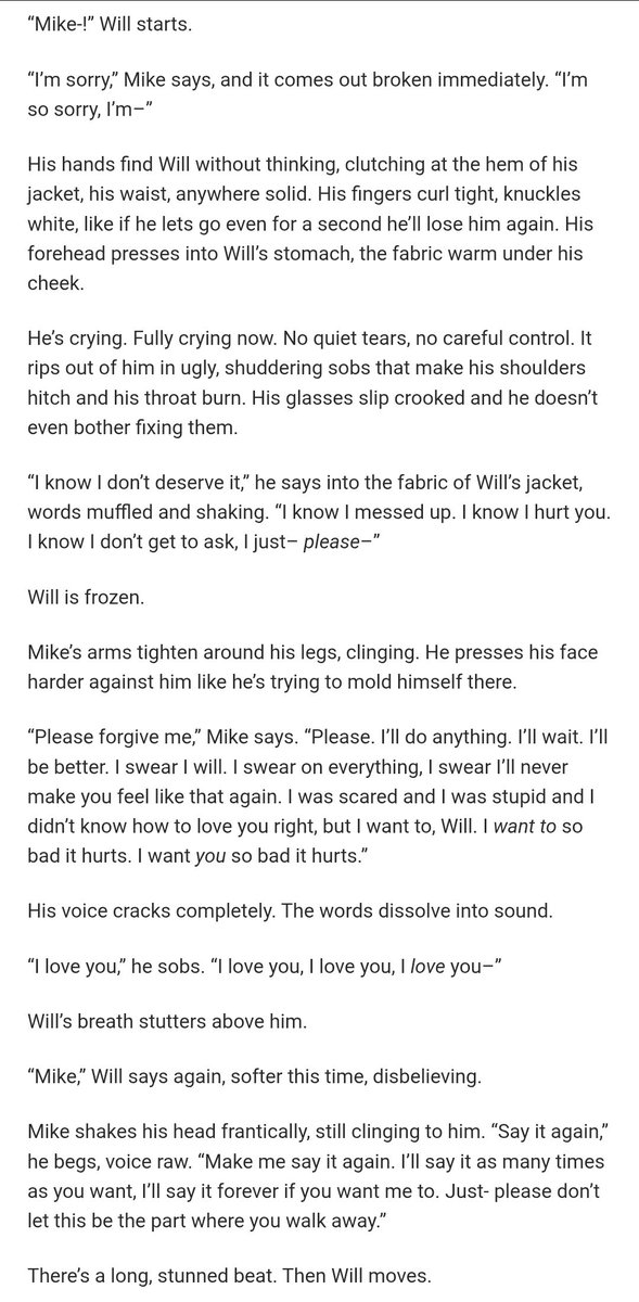 BylerChronicles's tweet image. THE BUZZZZ OMG I LOVE IT