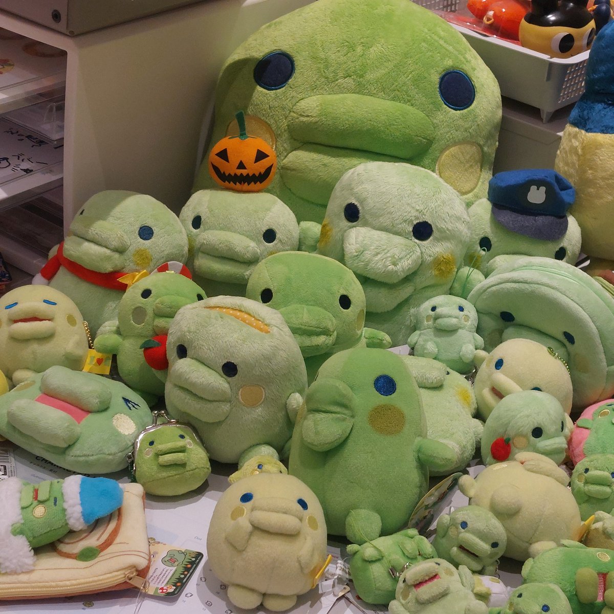 完売品】たまごっち x MAO コラボフィギュア 大たまごっち展 くち