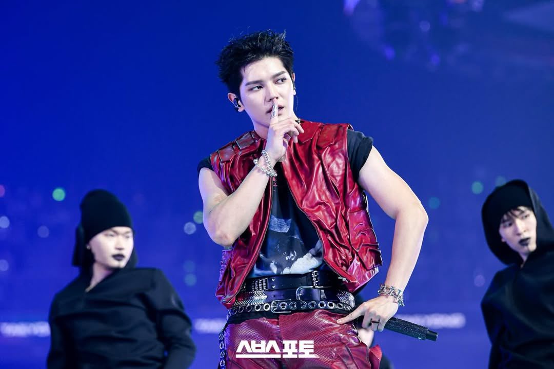 สรุป Dress Code จากบับเบิ้ล #태용버블 #소툥소툥 

วันแรก: สีแดง+ดำ (แบบโปสเตอร์)
วันที่สอง: สีน้ำเงินเนวี่ (กรมท่า)