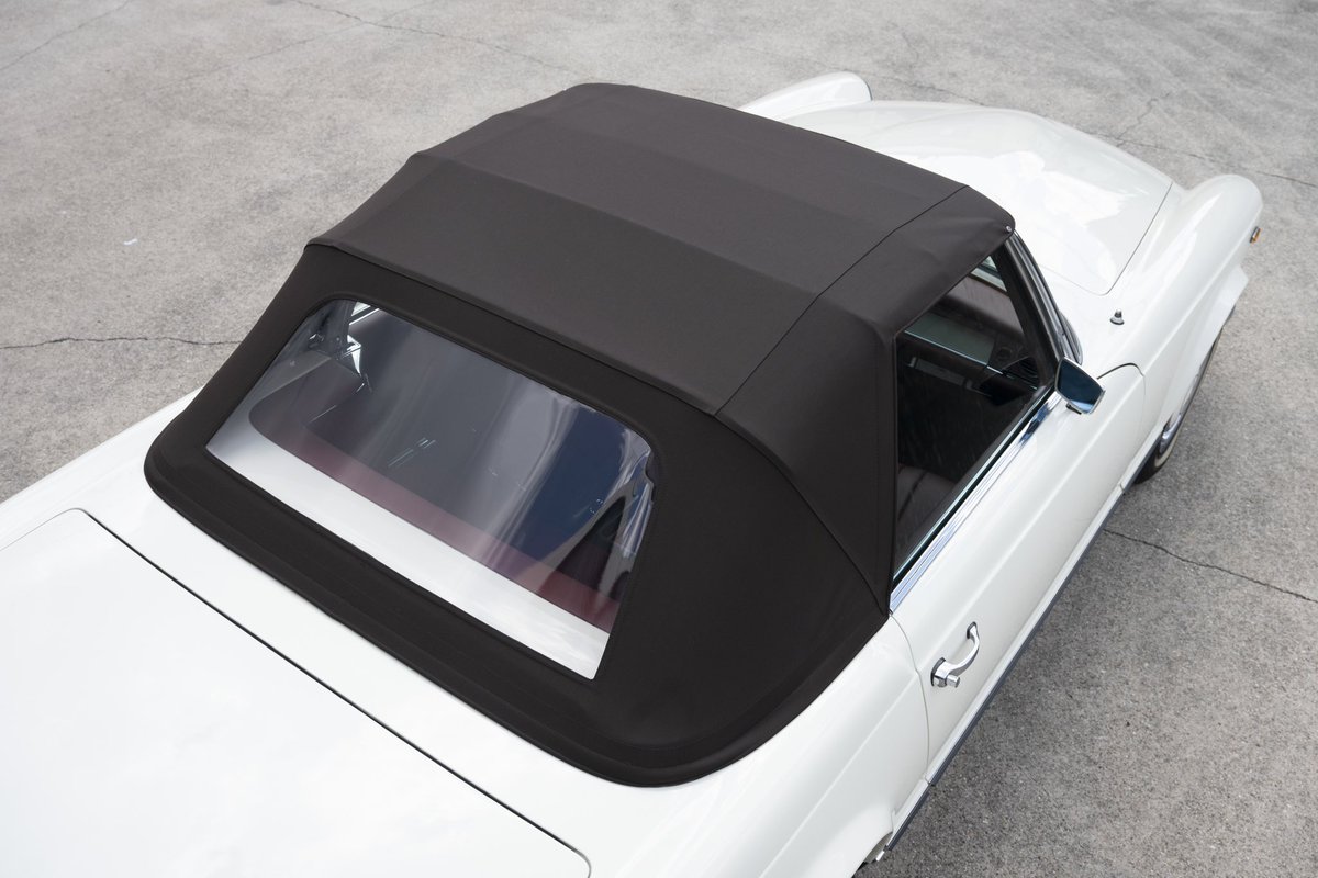 bingo_media_jp's tweet photo. 1971 Mercedes Benz 280SL
.
1/10にシティサーキット東京ベイで開催されるオークションに出品されます🚗
.
・希少な新車時からのMT搭載車
・内外装共にレストレーション済み
・ミントコンディション
.
詳細はこちら
📎 https://t.co/UvPWmEzCJR
.
#BHAUCTION #BINGO #280SL https://t.co/L7WB7gwkWG