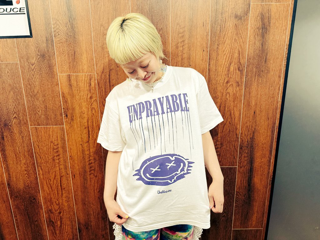 kaedefactory's tweet photo. UnpRayableのTシャツのデザインと印刷をさせていただきました。ライブ会場で絶賛発売中です。https://t.co/vV2R6YLv7h https://t.co/94q7NzZO4Y