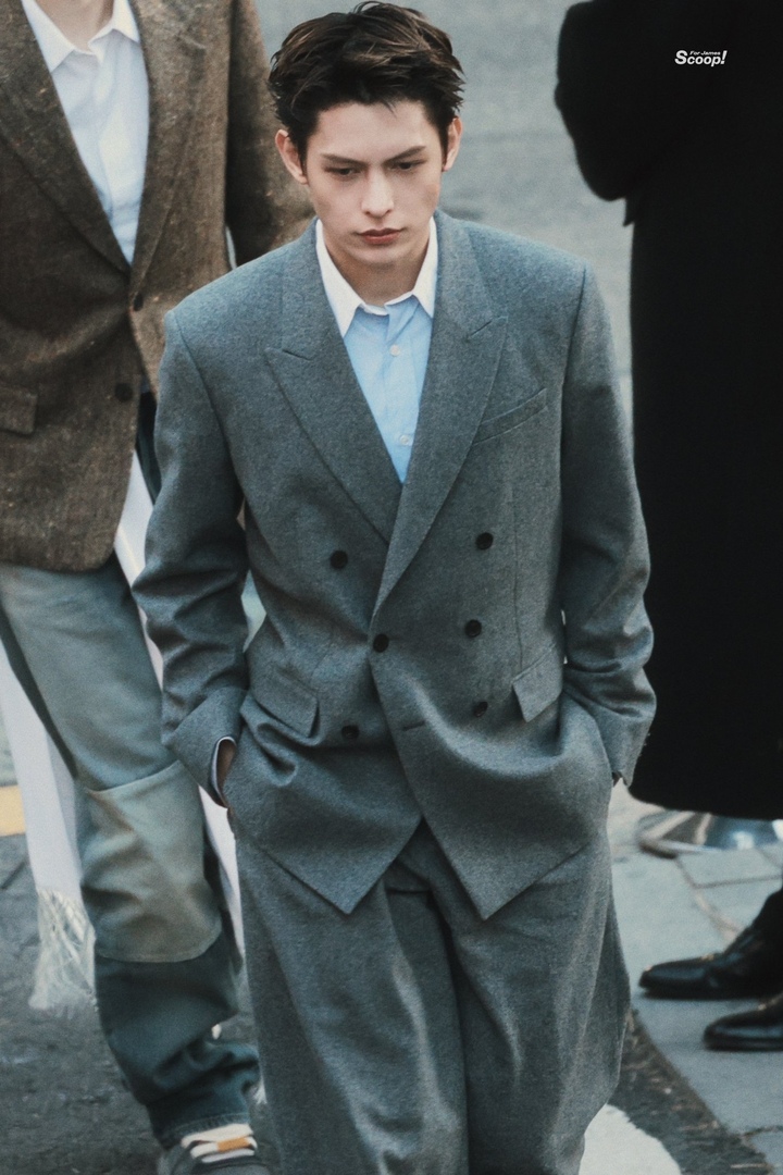 cortisfess's tweet image. corfess!! INI PEGANGANNYA SEBELAH MANA SIKKK???!!!