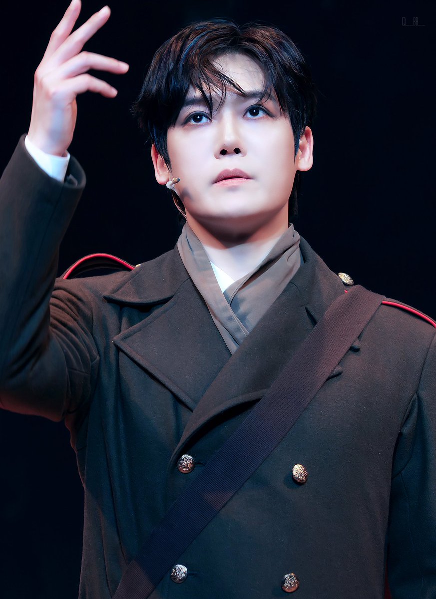 ekfrtkf1225's tweet image. 양지터 7년의 간극이란……