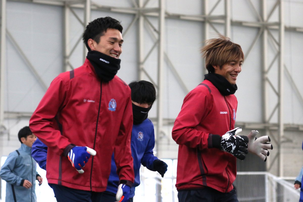 トレーニング写真📷 ＼ チームは始動したばかりですが、選手同士が積極