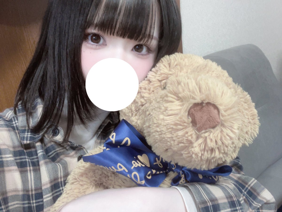 _11meow's tweet photo. 約10年共に生きてるくまさん

 #추천  #自撮り界隈 https://t.co/DEzJz9O0dR