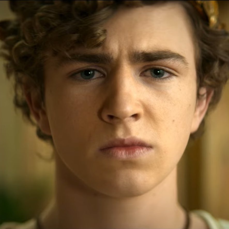 theapercababies's tweet photo. Walker this season is crazy…. everyone’s acting is sooooo good and improved so much this season (not that it was ever bad) but walker’s performance in every episode just keeps getting better and better and keeps blowing my mind. his range in this season alone is insane. https://t.co/ORtQfi2KSr
