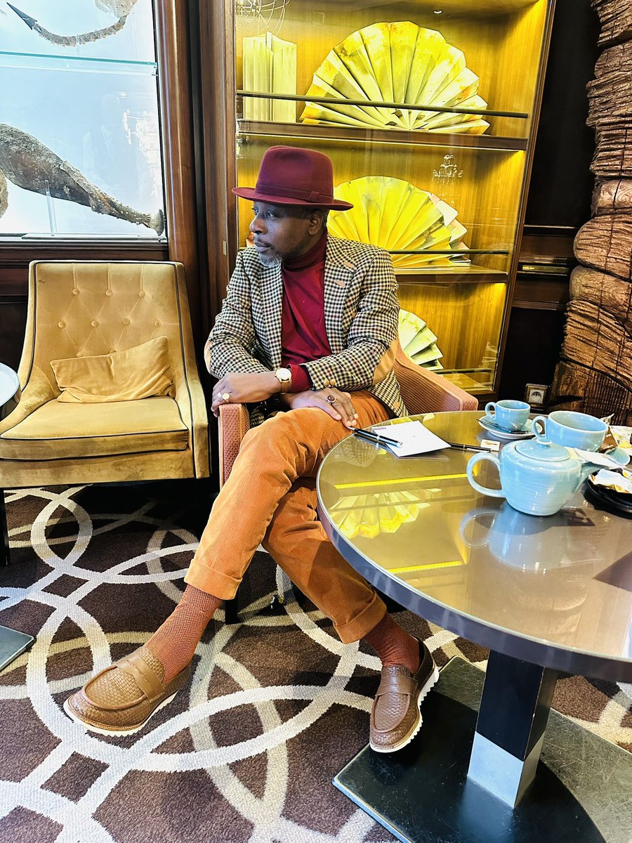 defustel tweet media