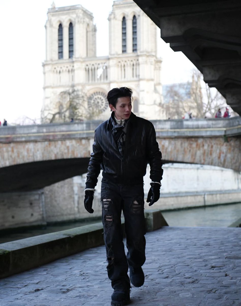 beyourNUBDAO's tweet image. ꔛ ⭐
IG Update : oueiija (2)

“ Looking for you 👀 ”

#ต้าห์อู๋ #oueiija #DAOU 
#byNUBDAO