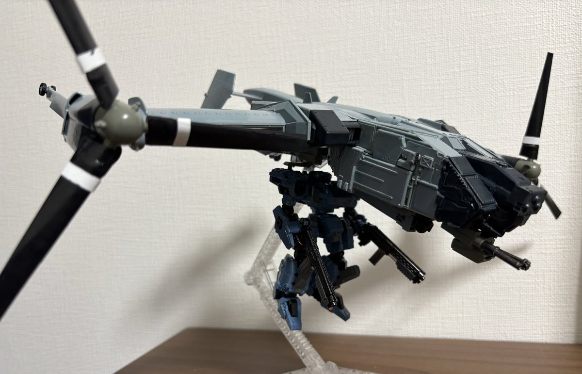 #フロントミッション5th
ティルトローター作成記
ヴァンツァー空挺！これがやりたくて作ったと言っても過言ではない😄
みんな大好き「USNが来てくれた！？」の場面も再現できる…はず！