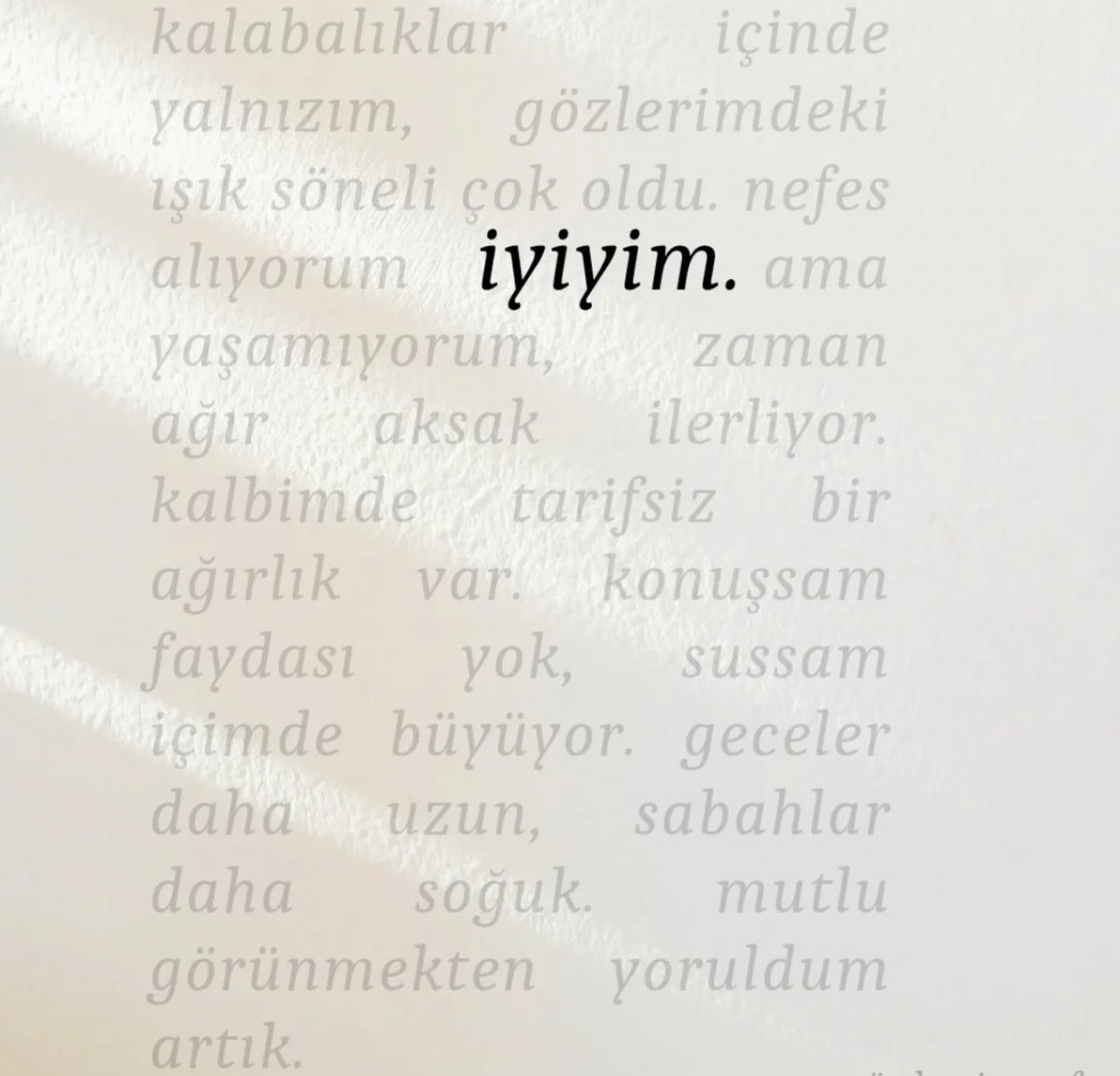 Raskolnikovsair's tweet photo. İyiyim. https://t.co/SQ3muKfuyi