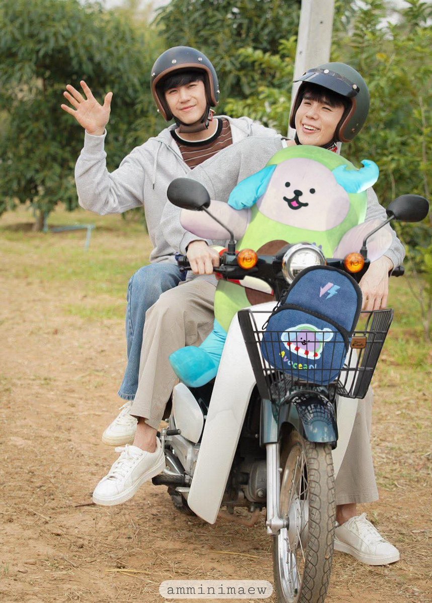 มะวานน้องเห้นป๊าของสำรวยบรื้นๆ มารับเร้วม้ากกก วันนี้น้องก้เลยขอให้ปะป๊าบรื้นๆ มารับน้องเหมือนกาน ปะป๊าตามใจเชี่ยนทั้งคู่เยย💚

#AVOCEAN